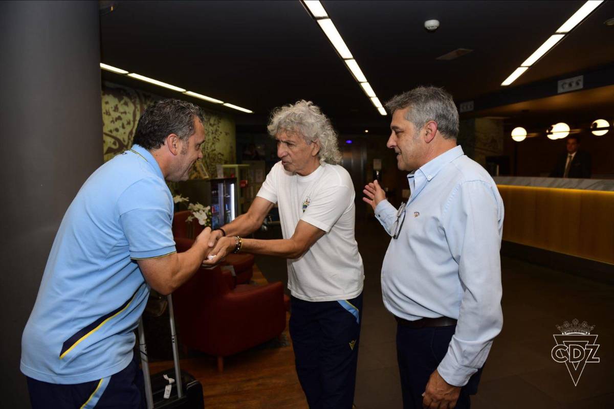¿Y el Choco Lozano? La cena con Laporta y motivados por el Mágico González; así se prepara el Cádiz para encarar el duelo ante el Barcelona