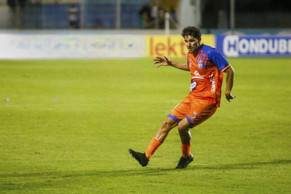 Fichajes: Olimpia sorprende con el jugador que inició negociaciones, Motagua quiere pescar en Victoria y Real España amarra contratación
