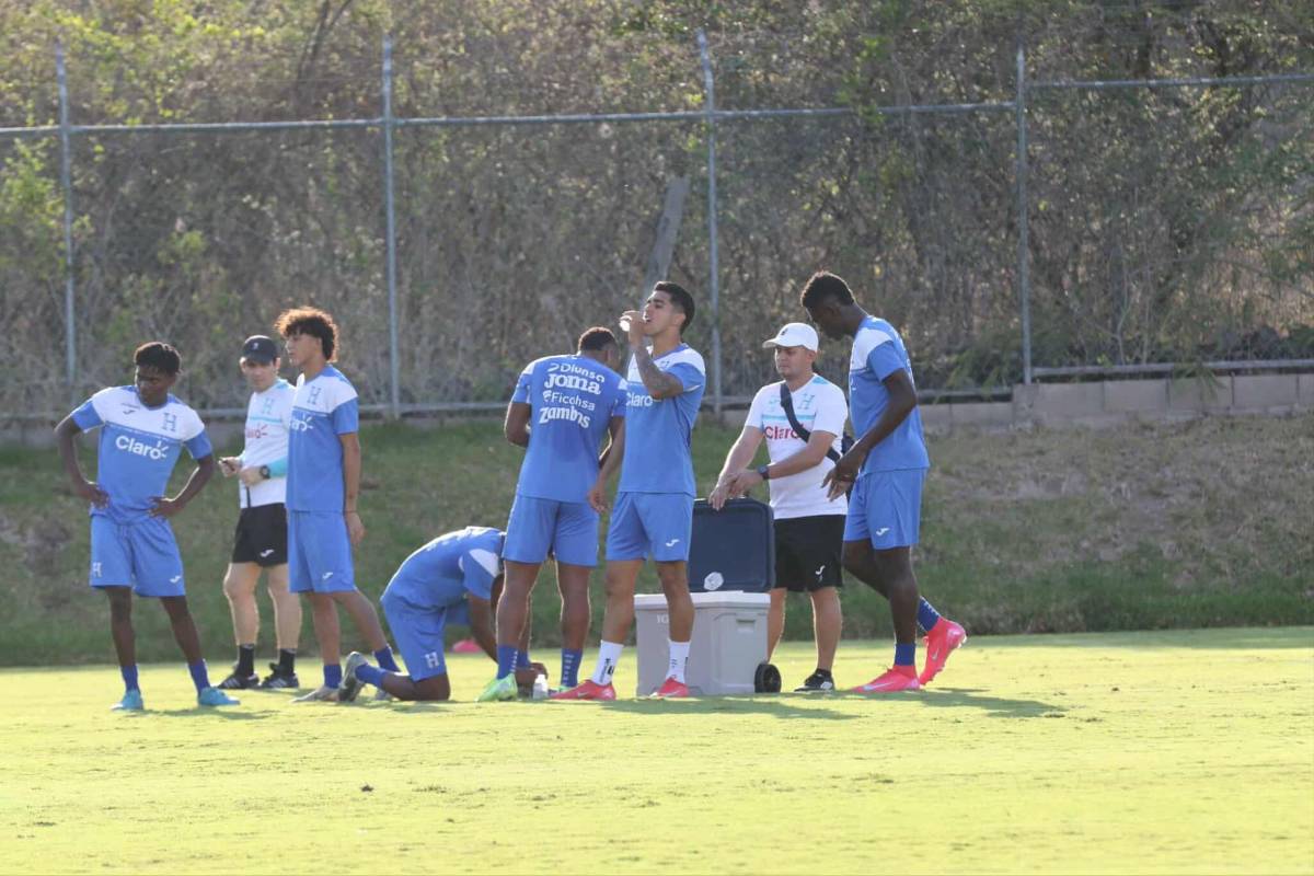¡Entreno al máximo! Los alimentos de Palma y Quioto, además la dura lucha que tienen los porteros en la Selección de Honduras