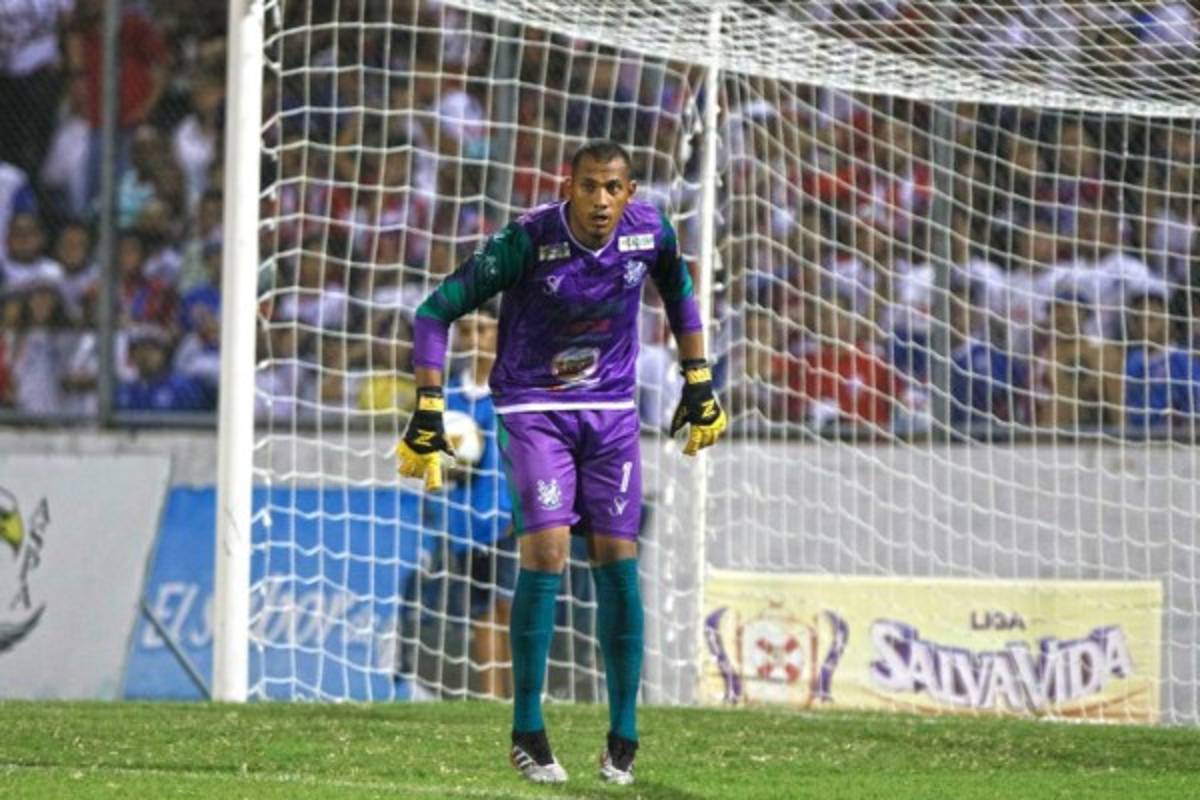 Mercado : Dos grandes van por 'La Flecha', Olimpia busca lateral y Moreira es noticia