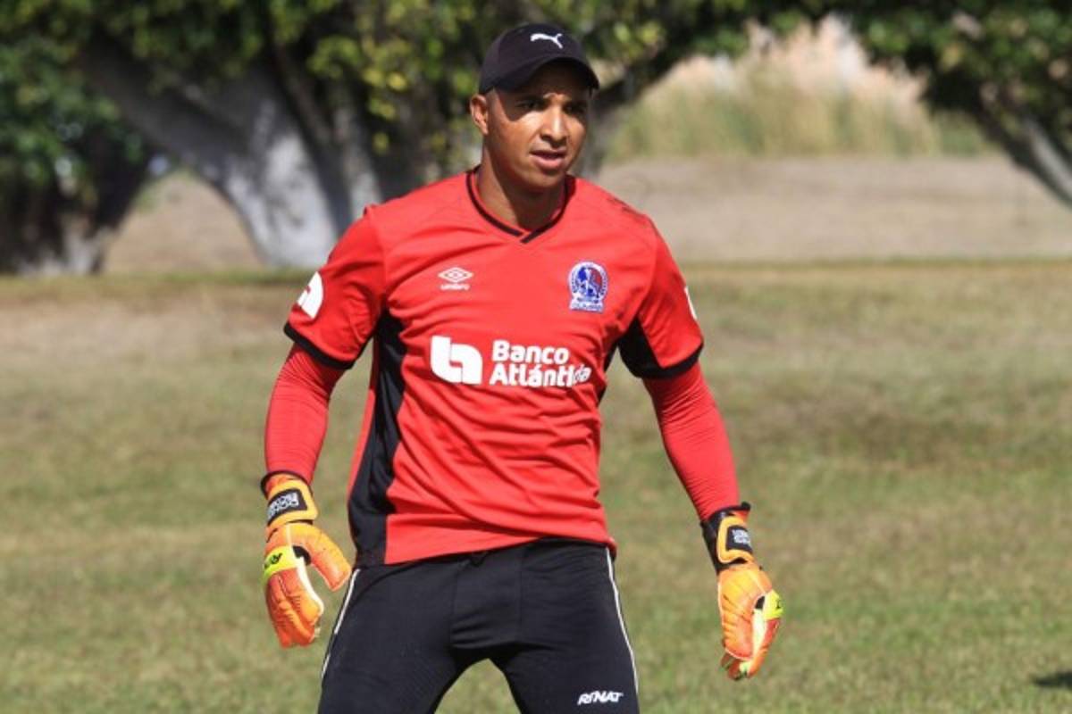 MERCADO: Olimpia con tres nuevos jugadores, Real España presenta fichajes y Marathón busca delantero