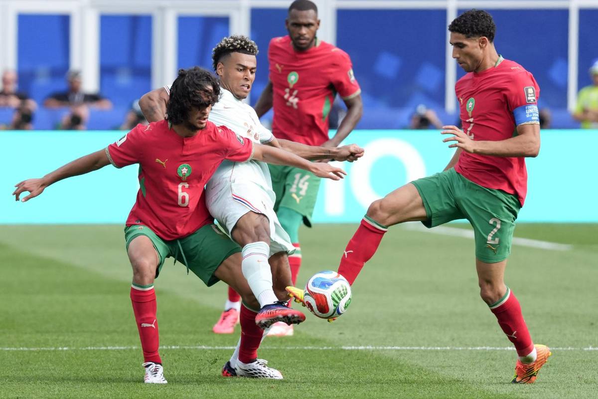 Mbappé enciende las alarmas, la foto que preocupa a Francia y vuelve la polémica