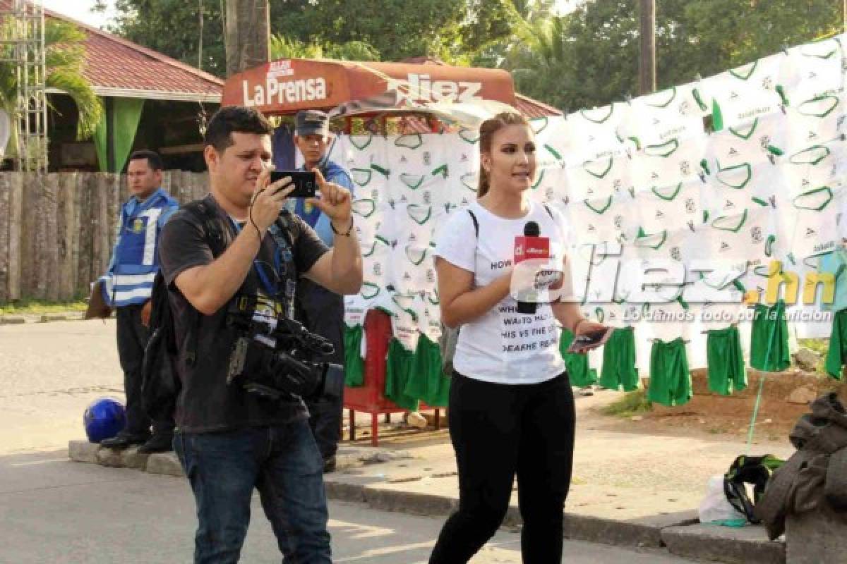 ¡Mamitas! Puerto Cortés se llena de chicas lindas para el Platense-Olimpia