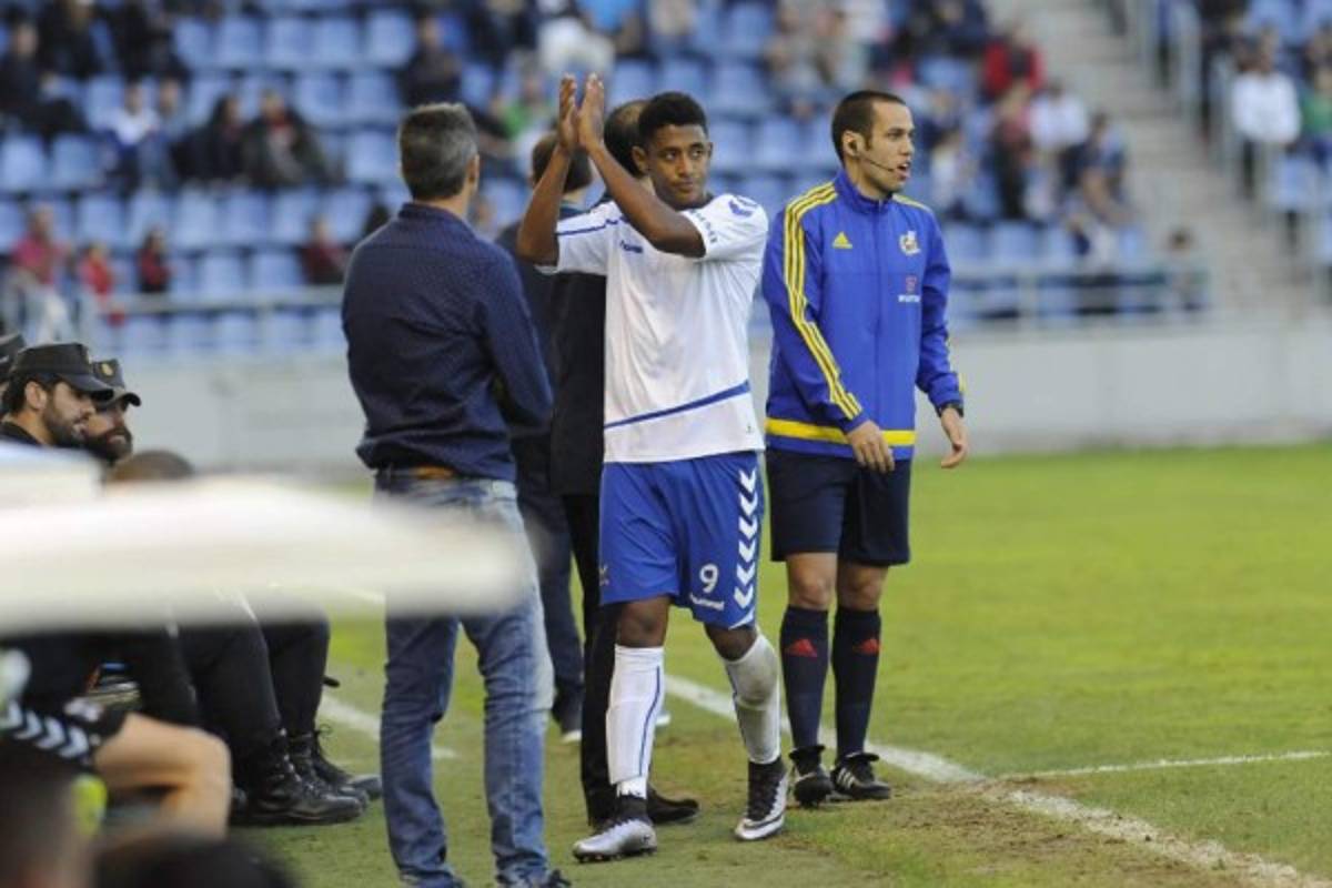 RUMORES Y FICHAJES: ¿Carlitos Mejía al extranjero? Los grandes buscan a los goleadores