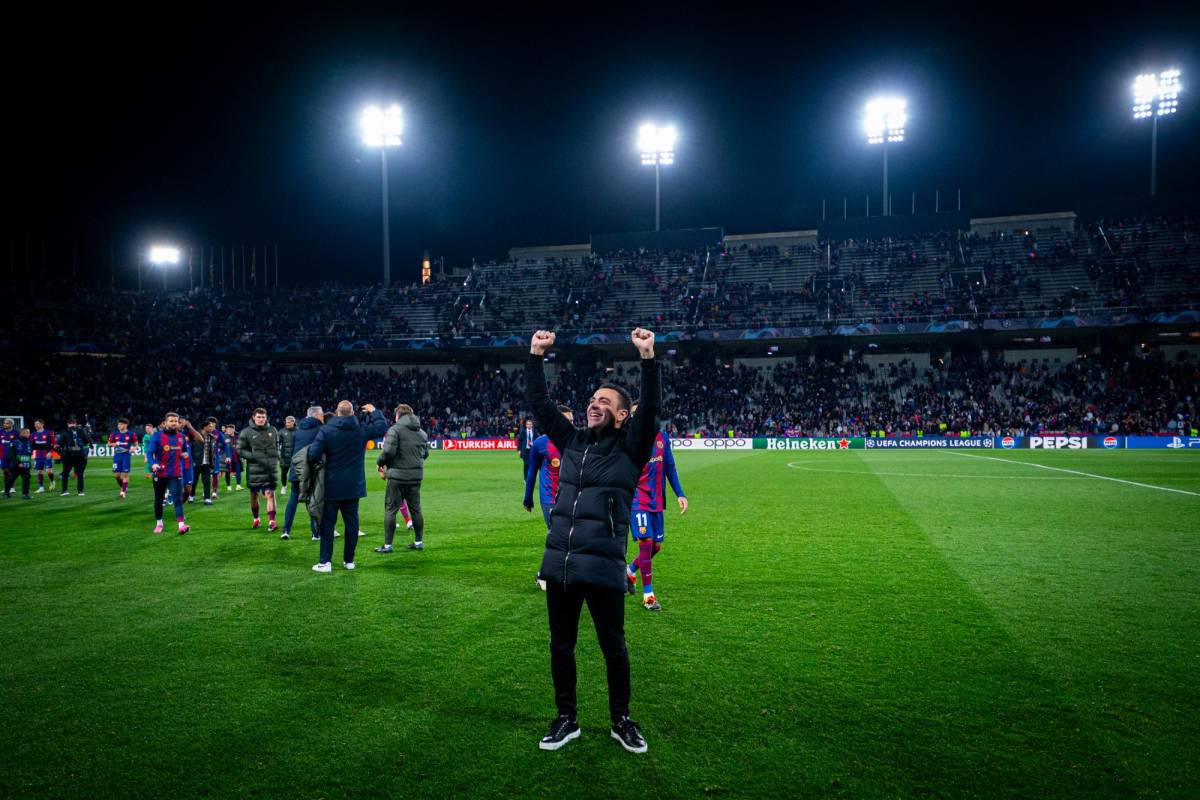 La alegría de Xavi Hernández tras meter al Barcelona en cuartos de final de la Champions League.