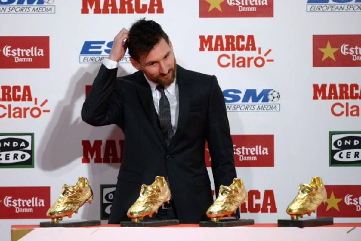 FOTOS: El hijo de Messi es protagonista en la entrega de la Bota de Oro