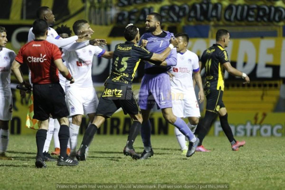 No se vio en TV: Las palabras que hicieron estallar a Menjívar , el show de Saíd Martínez y los gestos del Potro