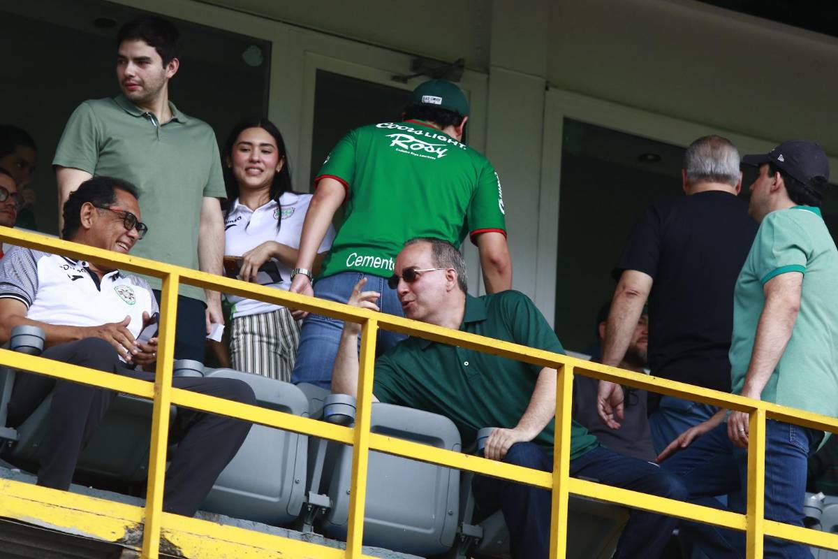 ¡No se vio! Clásico peleado, visita inesperada, belleza y glamour en el viejo Morazán