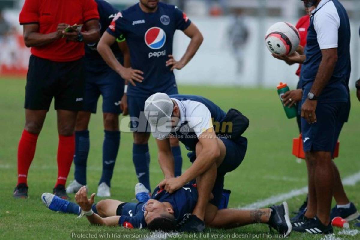 NO SE VIO: Fulminados por el calor, polémica, patadas y la bella del puerto