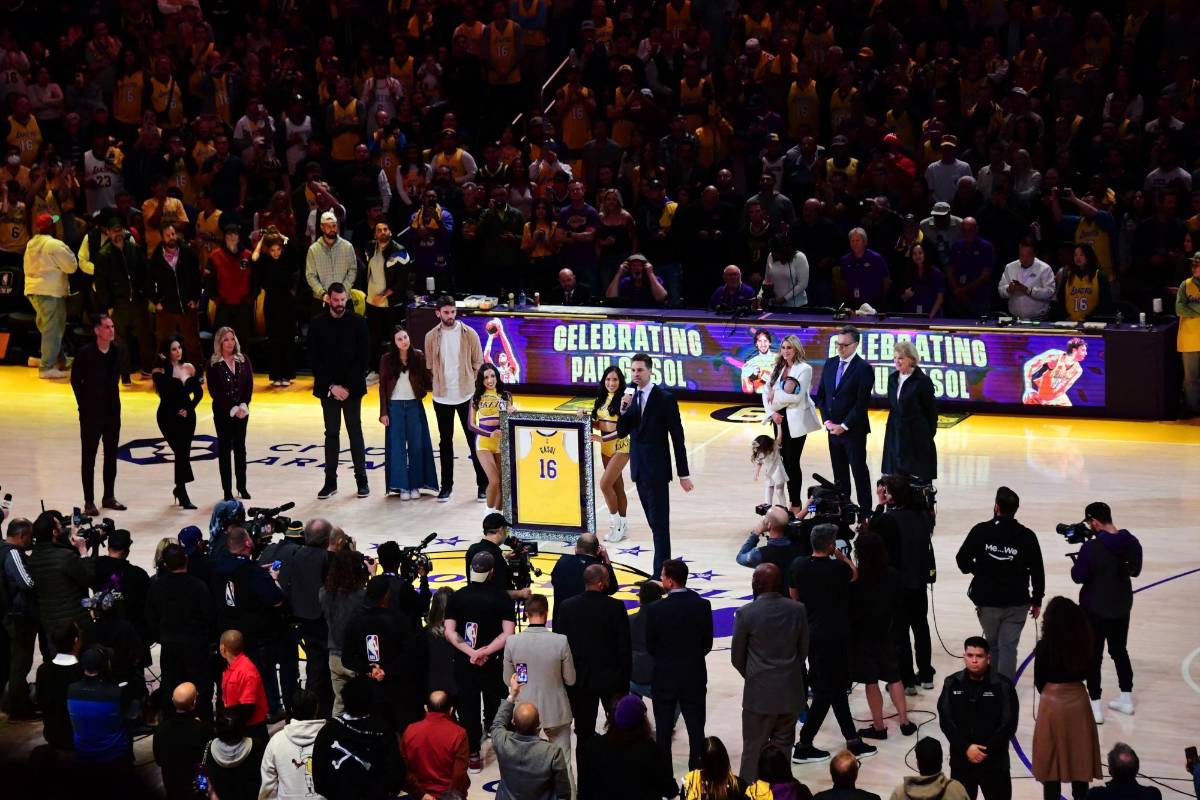 Los Angeles Lakers retiran el número 16 de Pau Gasol: Así fue su homenaje