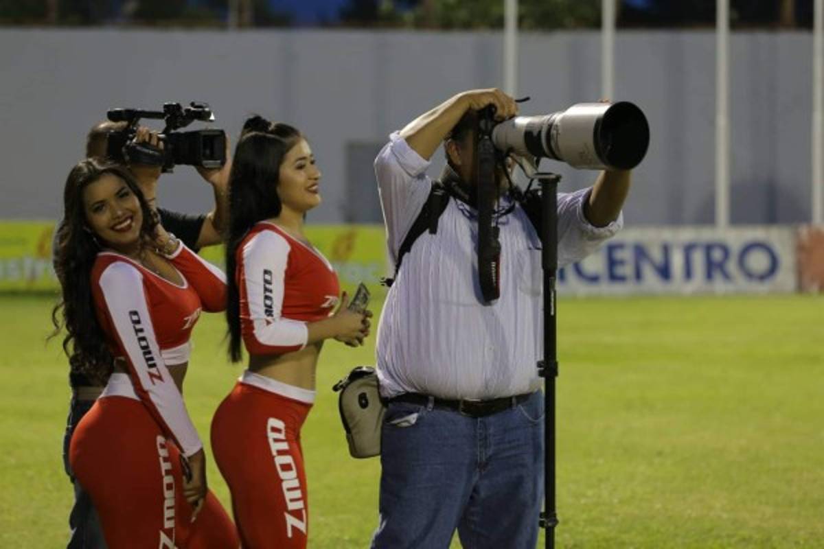 ¡BELLEZAS! Las lindas chicas que engalanaron el clásico sampedrano