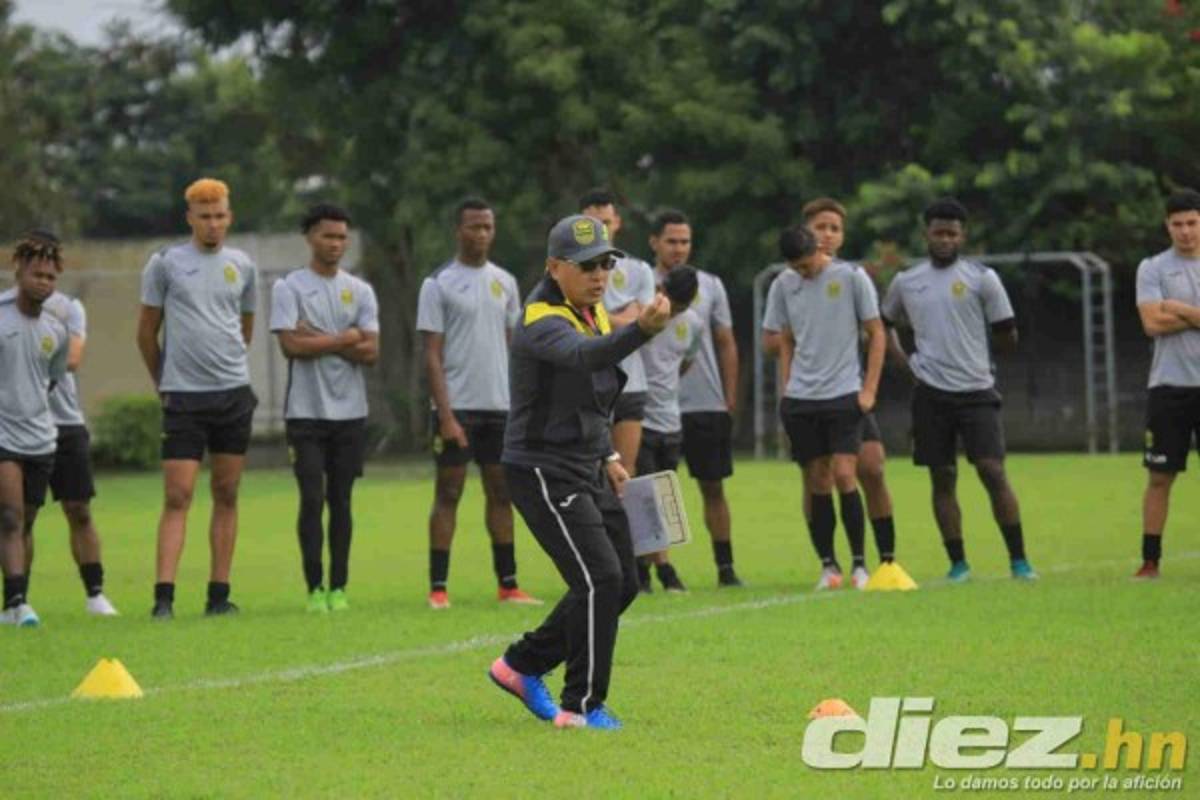 EN FOTOS: Así fue el primer entreno de Carlos Restrepo al mando del Real España