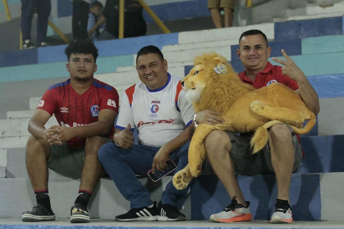 Inmenso trapo sorprendió en el Morazán, alarma en Olimpia, chicas del Platense enamoraron y el inesperado MVP del león