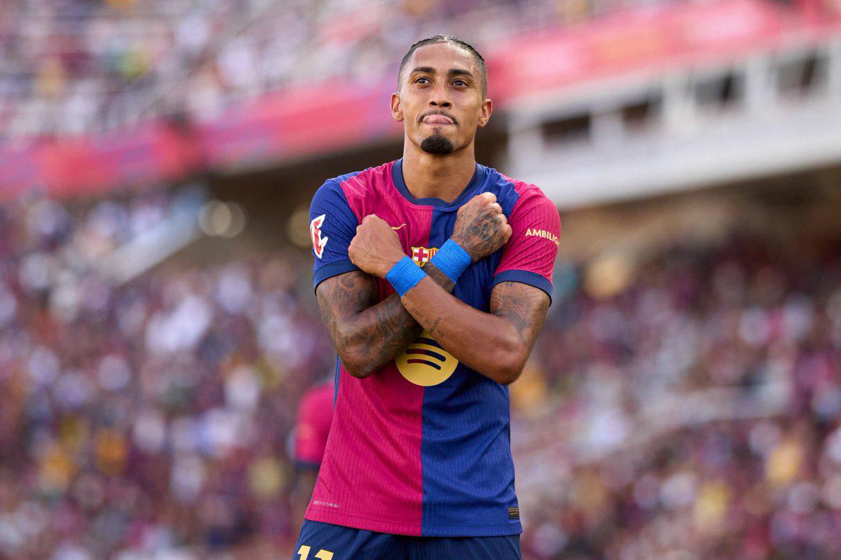 Raphinha le marcó al Bayern Múnich y Real Madrid en una misma semana.