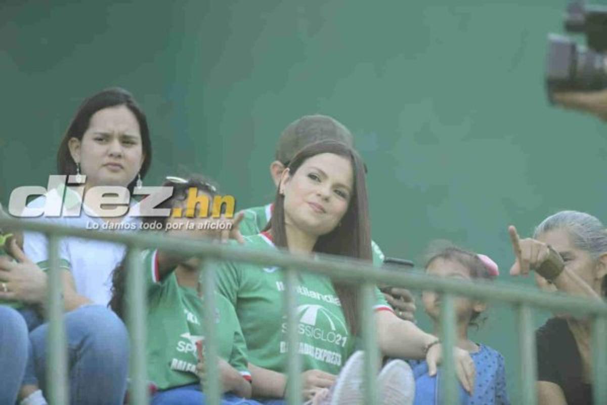 ¡Bellísimas! El Clásico entre Marathón y Real España se llena de lindas chicas