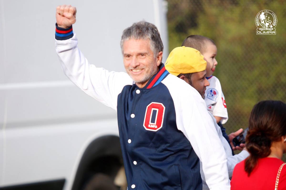 Olimpia deslumbra con ambientazo en New Orleans: banderazo y tremenda asistencia en amistoso