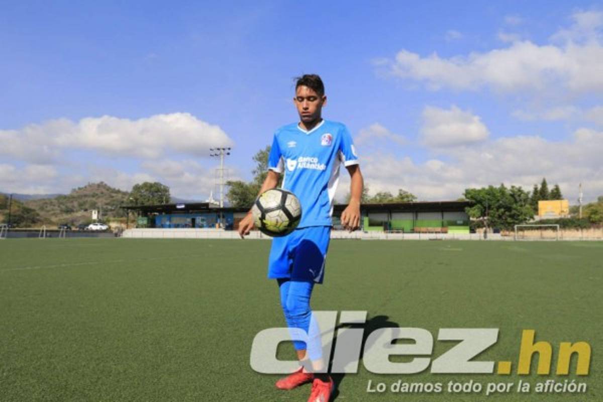 Entregado a Dios, amante de las baleadas y muy disciplinado: Así es Wilmer Neal Junior, hijo del 'Matador'