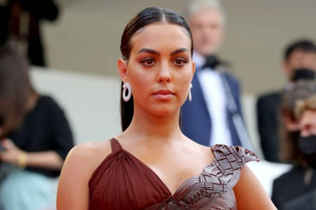 ¡Imponente! Georgina Rodríguez, espectacular y muy sexy en el Festival de Cine de Cannes