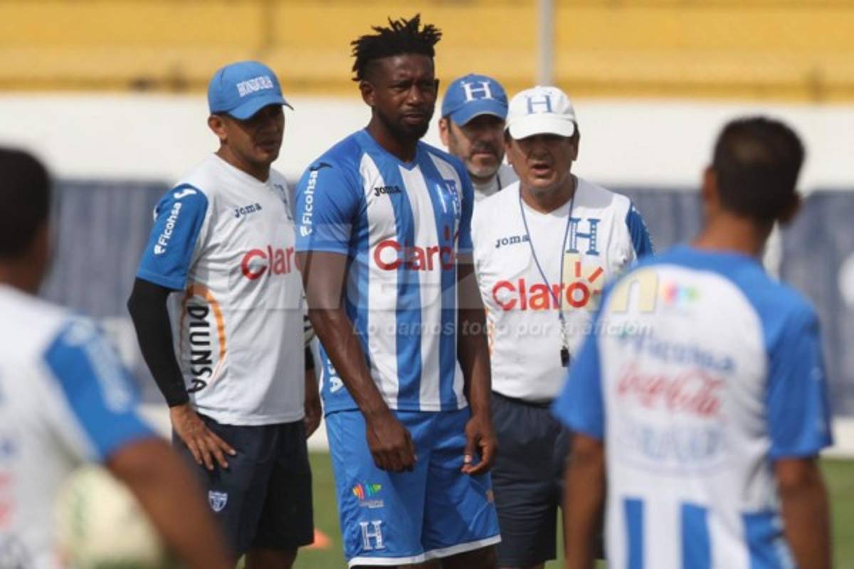 CURIOSO: La charla de Pinto con Palacios y los juveniles que se unieron a la Selección