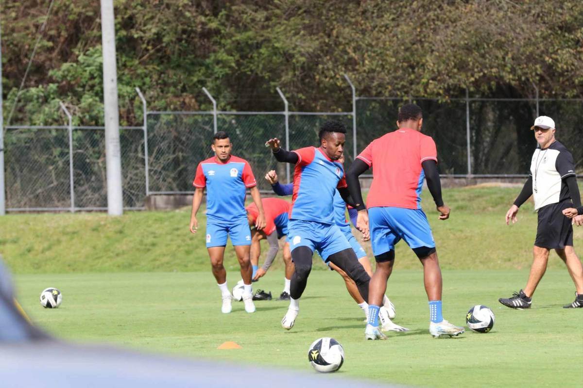 ¿Siguió la polémica? así fue el entrenamiento de Olimpia tras las declaraciones de Eduardo Espinel sobre Real España