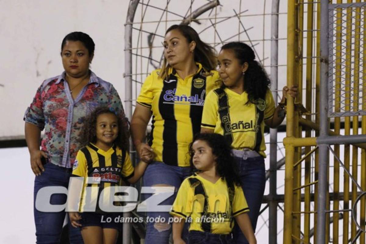 ¡Belleza y ambientazo! La final de Copa Presidente entre Platense y Real España en fotos
