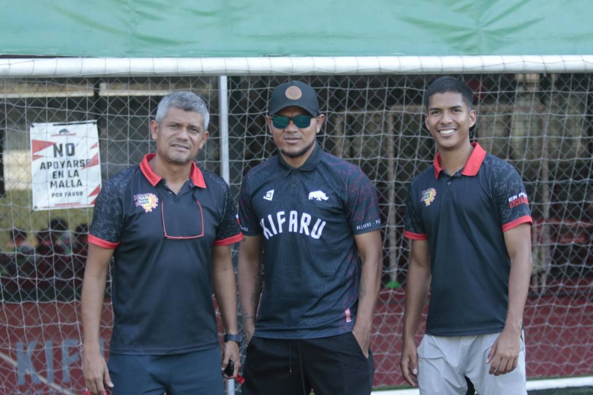 Mario Martínez tiene dos opciones por delante: Así es el camino que está formando el último 10 de Honduras