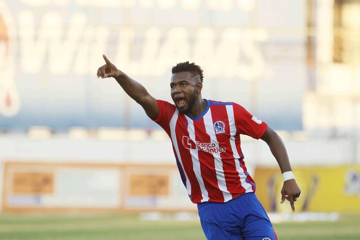 Mercado: Baja y fichaje en Olimpia, el giro que dio el caso de Alexy Vega y lo último de Edwin Rodríguez