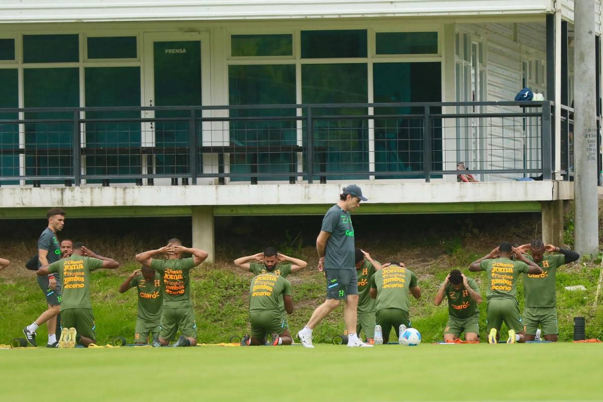 ¡Caras nuevas y un lesionado! Así fue el primer entreno de la 'H' previo a la Nations League
