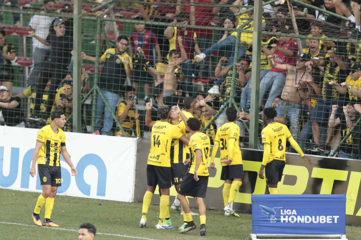 El doble error que afectó a Marathón, el penal que le dieron al Real España y Lavallén explota contra el árbitro