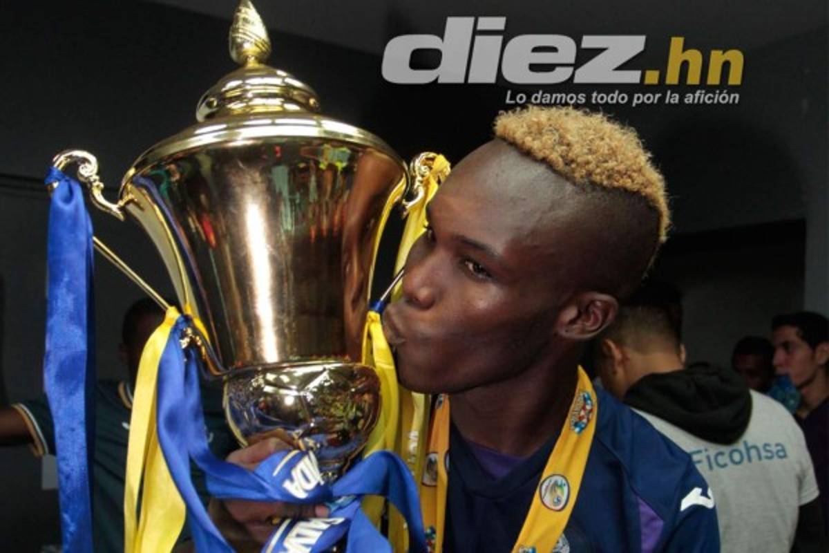 Así celebró Motagua en su camerino