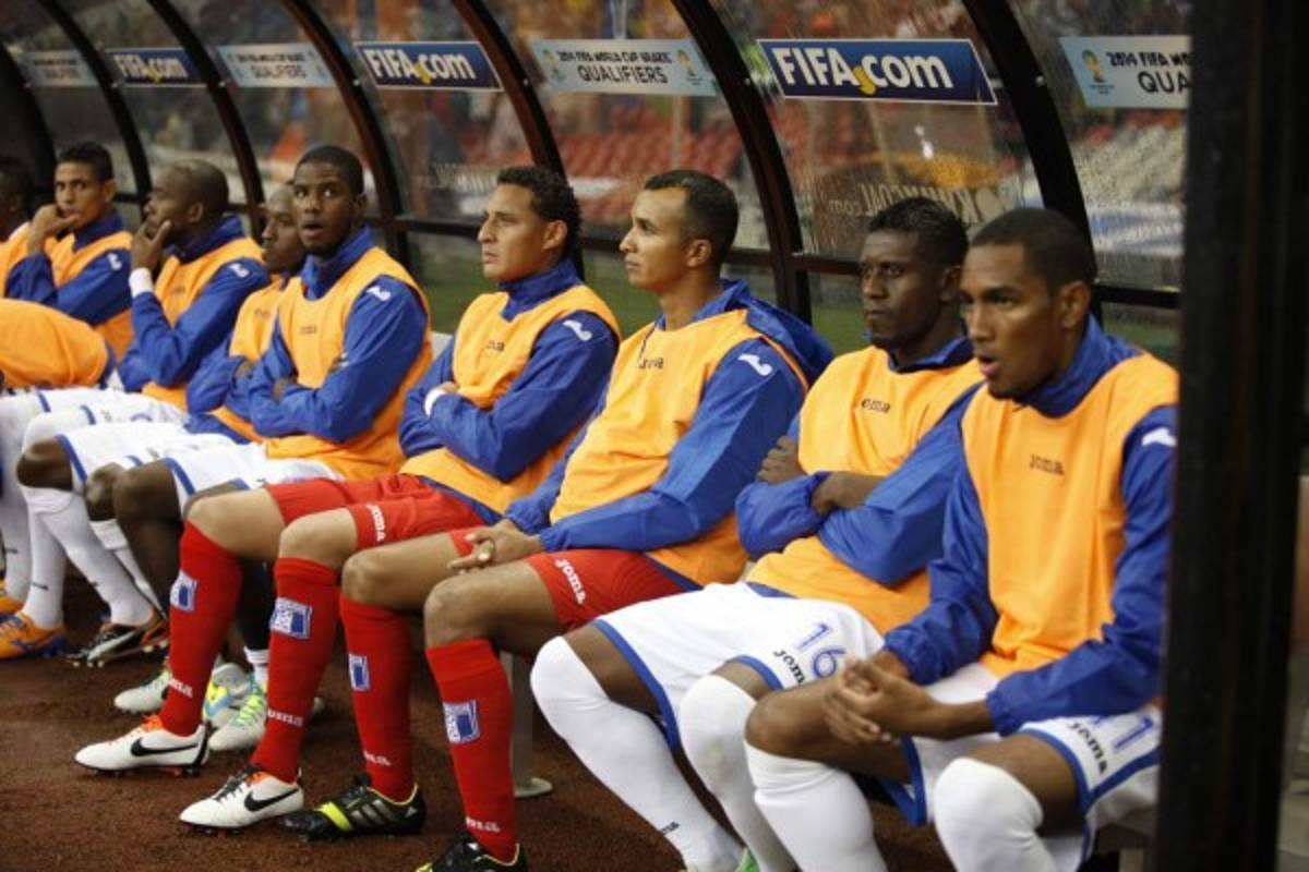 Retirados y un fallecido: La realidad de los hondureños que dieron el Aztecazo