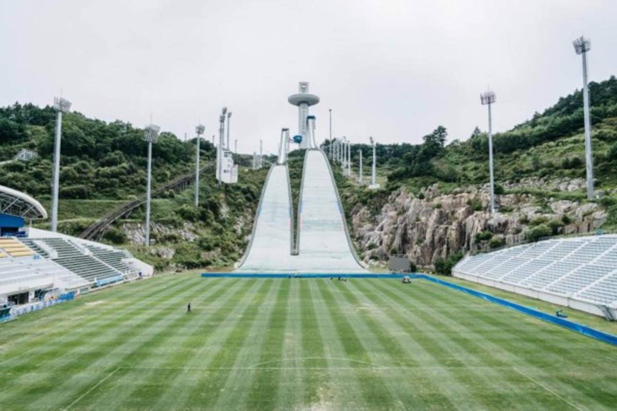 EN FOTOS: El increíble estadio de fútbol que enamora a todos en Corea del Sur