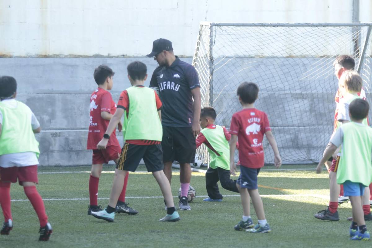 Mario Martínez tiene dos opciones por delante: Así es el camino que está formando el último 10 de Honduras