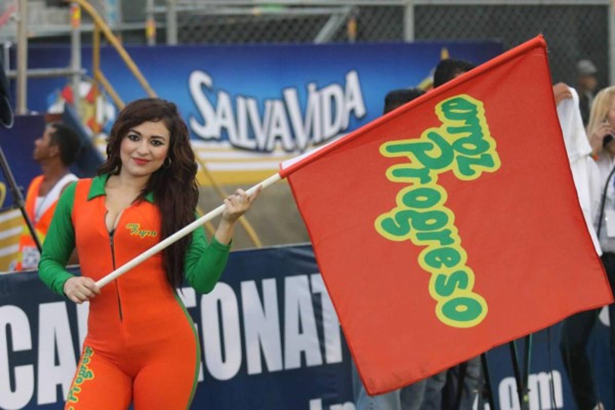 Estas son las chicas hermosas que invadieron la final del fútbol de Honduras