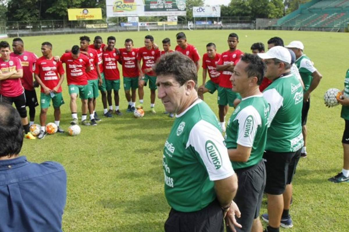 MERCADO: Jonathan Paz se va a México y buscarán que Ronaldino se quede en Honduras