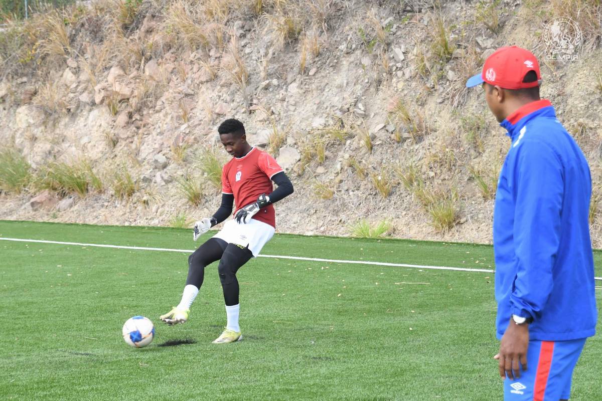 Regresan a su cueva y con sorpresas: Así entrenó el Olimpia tras el nombramiento de Pablo Lavallén como nuevo técnico