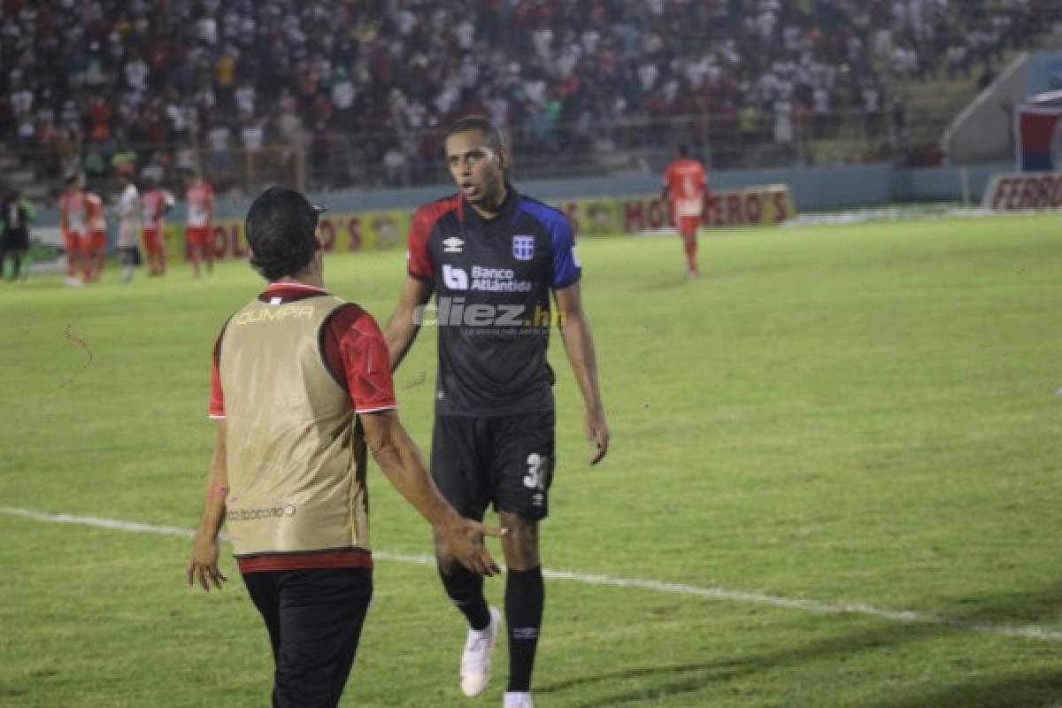 El gesto de Troglio al ver a Eddie expulsado, la extraña celebración de Rocca y el 'tierno' abrazo de Machuca a Cáceres