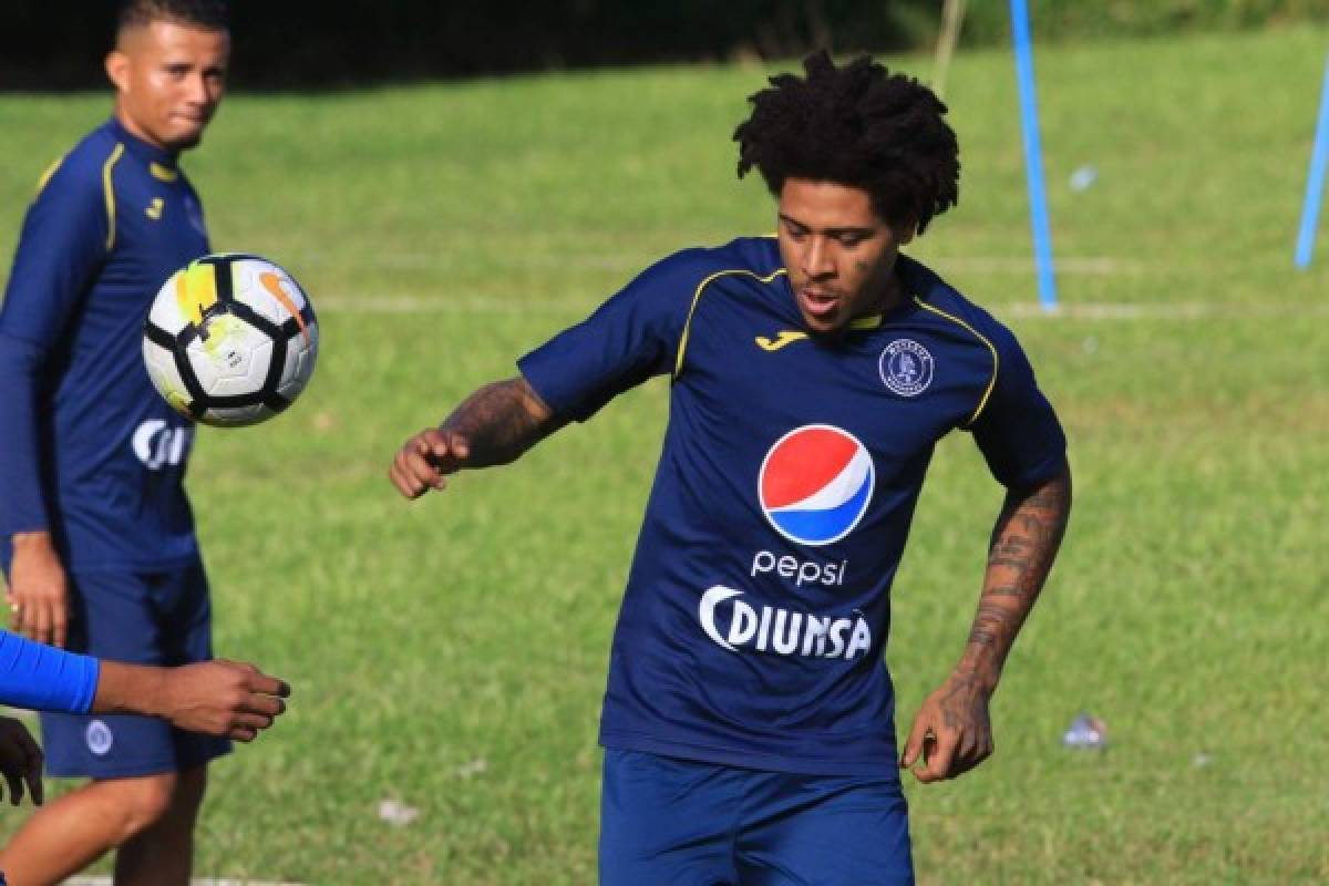 FICHAJES: Henry y Rubilio irían al extranjero, Olimpia haría barrida