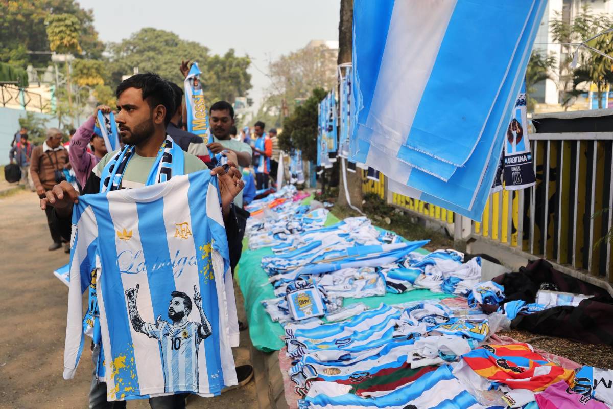 ¡Locura por Messi! Un regalo gigante para el campeón del mundo a su llegada a India