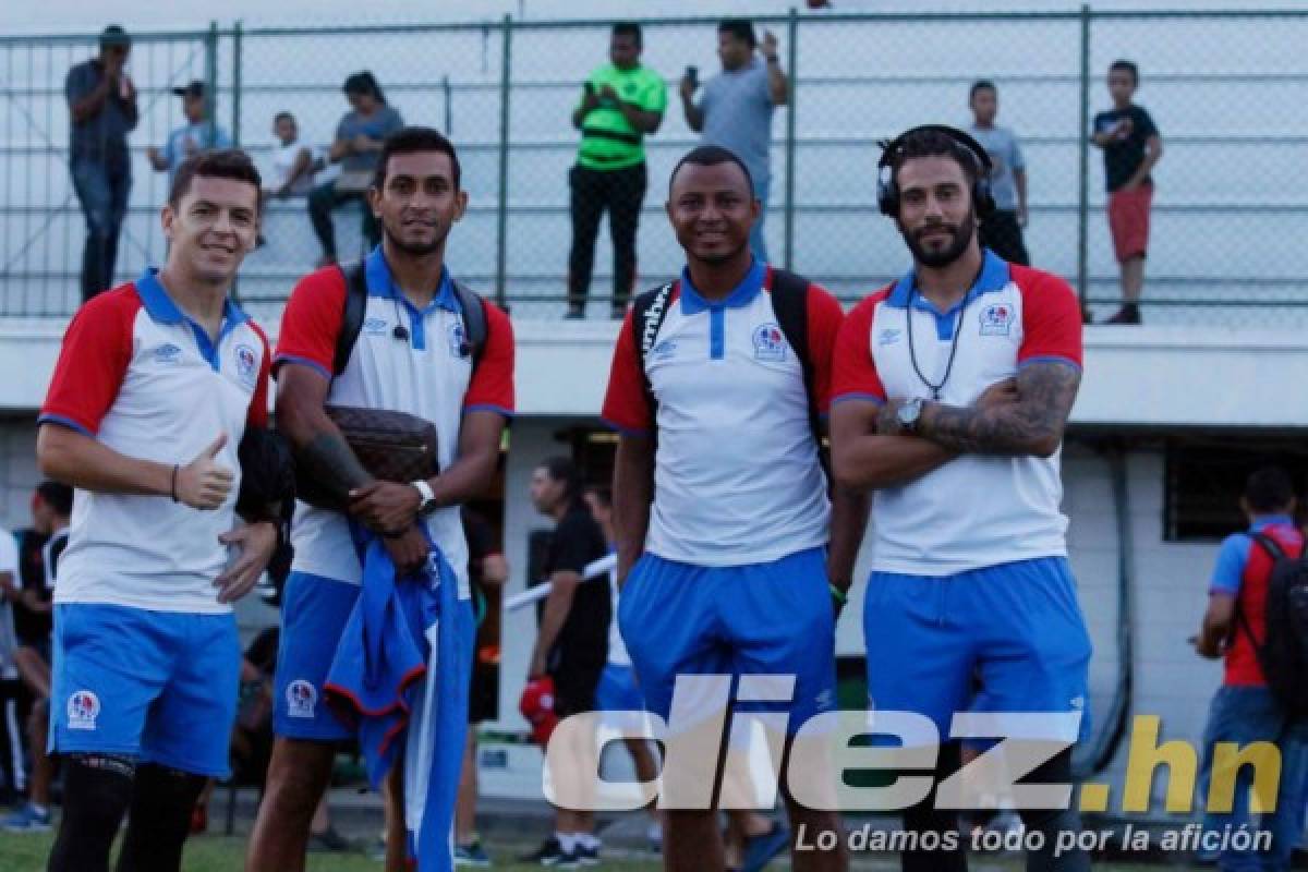 Bonito ambiente y mujeres bellas en Puerto Cortés durante el Platense-Olimpia