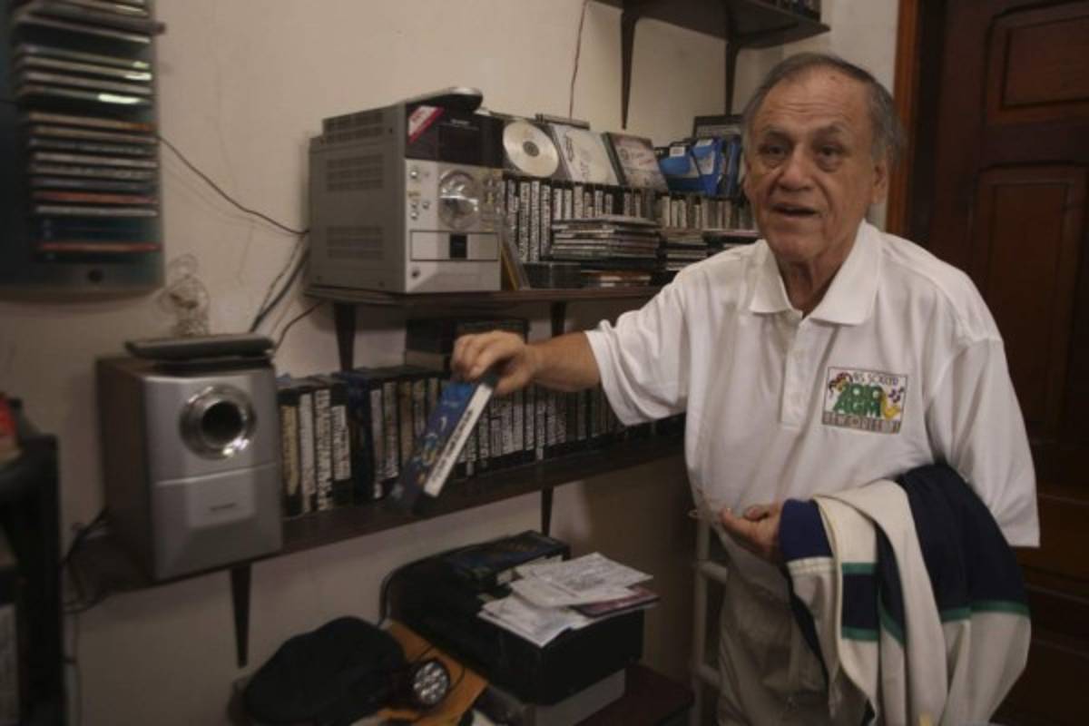 FOTOS: Así es la humilde y futbolera morada donde vive Chelato Uclés