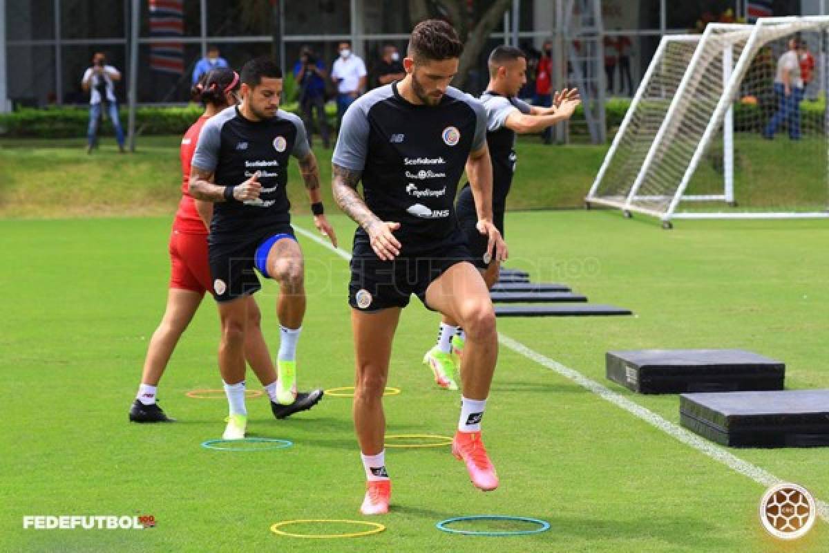 ¡Con toda la artillería! Costa Rica se concentra para hacer sucumbir a Honduras de la mano de Luis Suárez