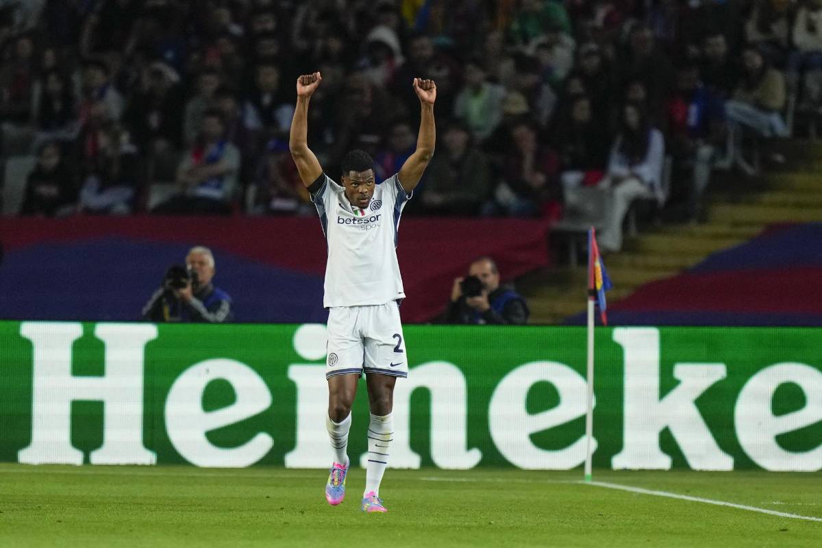 El VAR salvó al Barcelona por un milímetro, Messi 'opaca' a Yamal en redes, Flick tiene nueva pesadilla e Inter recibe tremendo golpe