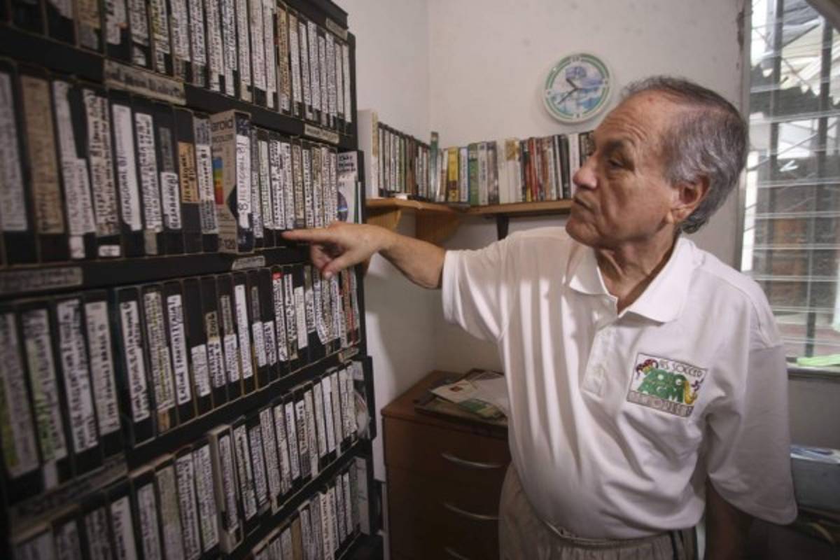 FOTOS: Así es la humilde y futbolera morada donde vive Chelato Uclés