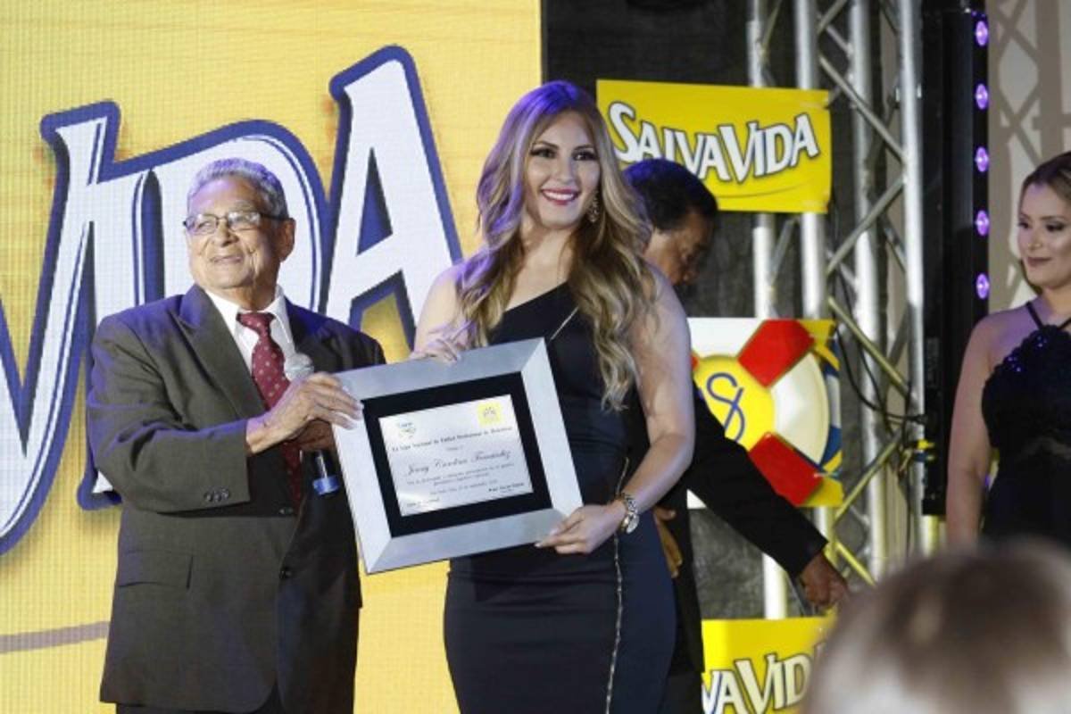 FOTOS: Así fue la premiación de los mejores de la temporada de la Liga Nacional