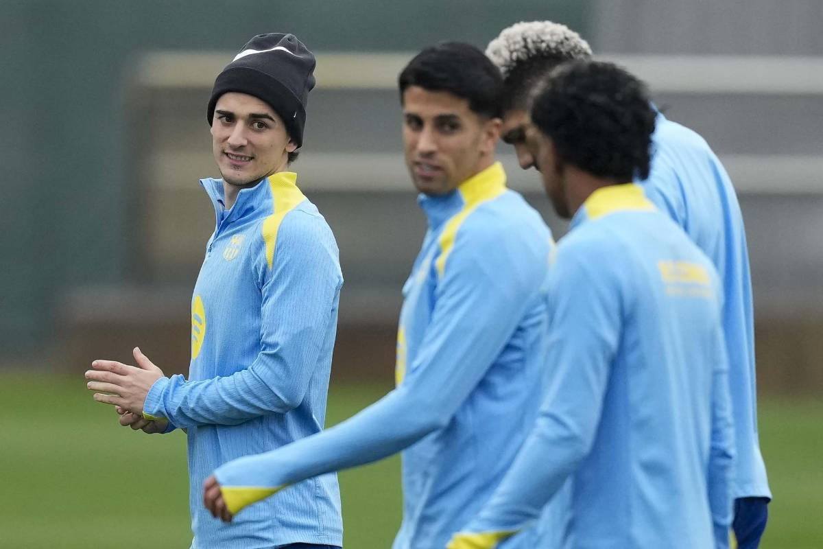 Barcelona abre la puerta a una venta inesperada: 60 millones por su traspaso y el posible reemplazo