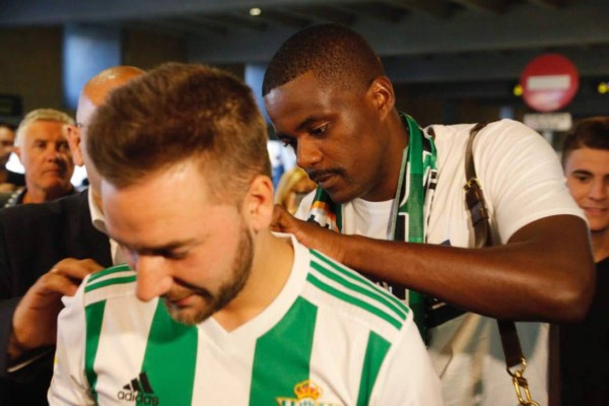 FICHAJES: Uruguayo llega al Madrid; Suazo ficha a hermano de crack mundial