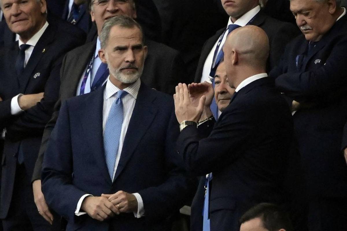 Famoso ex DT de Honduras estuvo presente en la final de Champions y exjugador del Real Madrid en las gradas como hincha