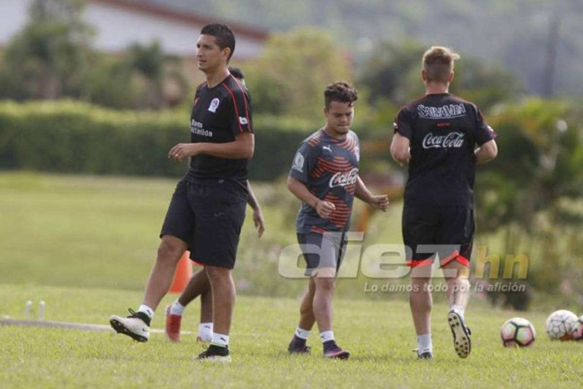 RUMORES Y FICHAJES: Olimpia y Real España pierden un objetivo, Juticalpa firma delantero