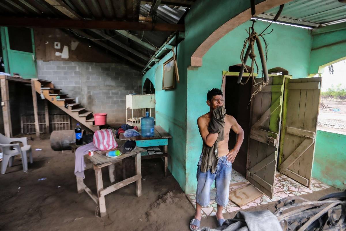 INFORME ESPECIAL: En horas Julia se convertirá en tormenta tropical, pero siempre dejará lluvias en Honduras esta noche